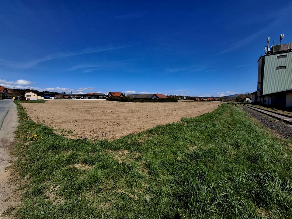  قطعة أرض في Gleinstatten, Austria رقم 127364