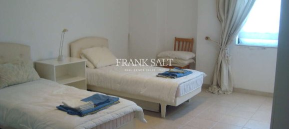 Apartamento de 3 dormitorios en Saint Julian's, Malta No. 3434 6