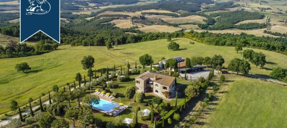 14 bedrooms Commercial property in Torrita di Siena, Italy No. 373678 7