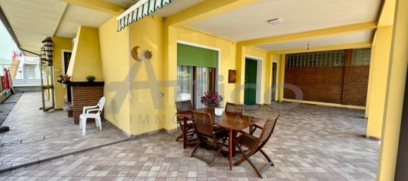 6 rooms House in Rovigo, Italy No. 3104 8