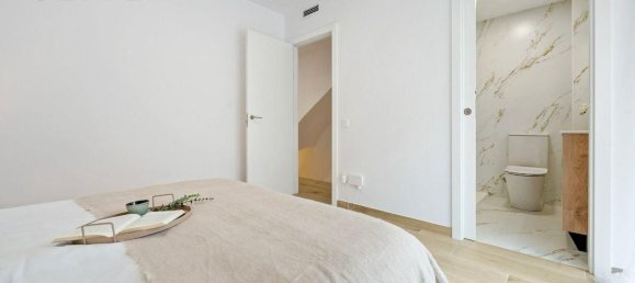 3 bedrooms Townhouse in Vila-seca, Spain No. 19357 2