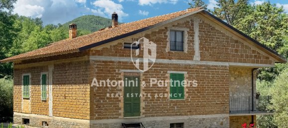 Вилла с 9 спальнями в Баски, Италия № 348644 32