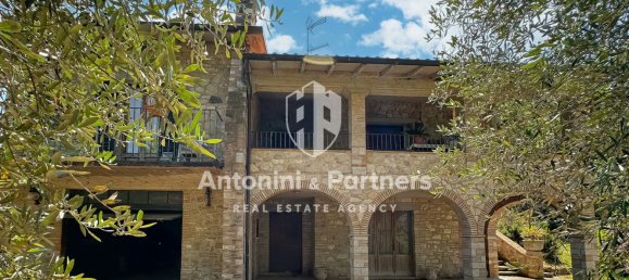 Вилла с 9 спальнями в Баски, Италия № 348644 9