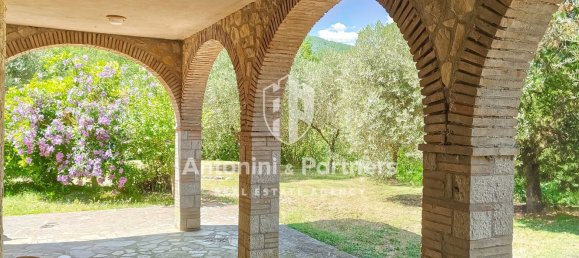 Вилла с 9 спальнями в Баски, Италия № 348644 3