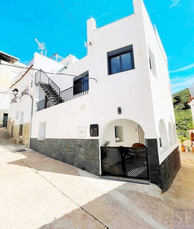 2 Schlafzimmer Stadthaus in Competa, Spain, Nr. 225947