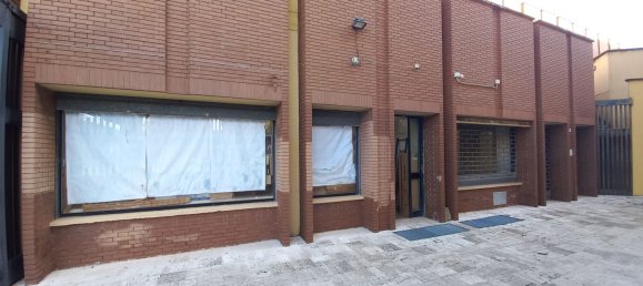 180m² Commercial property in Grosseto, Italy No. 145553 12