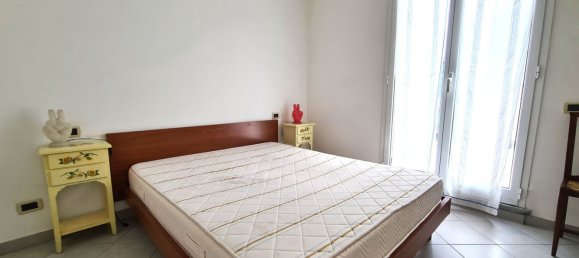 Пентхаус с 2 комнатами в Альбенга, Италия № 272380 12