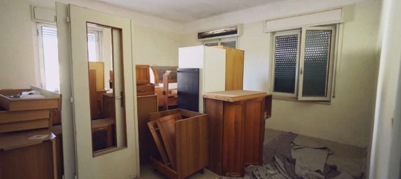 851m² Commercial property in Gorizia, Italy No. 346878 13