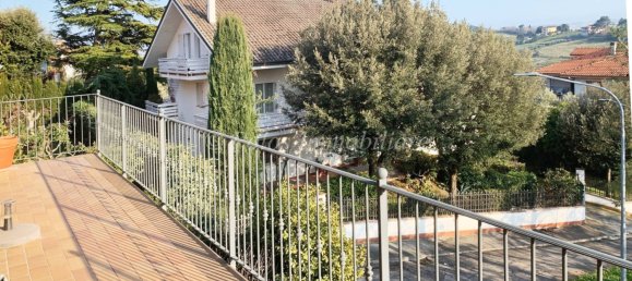 3 bedrooms Apartment in Fermo, Italy No. 141916 5