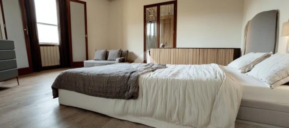 2 Schlafzimmer Wohnung in Cologne, Italy, Nr. 305644 6