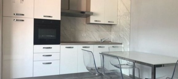 Apartamento de 3 habitaciónes en Carrara, Italy No. 99763 3