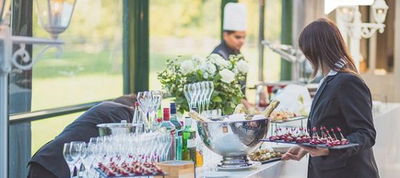 140m² Commercial property in Paris, France No. 282401 12