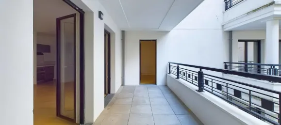 1 chambre Appartement à Suresnes, France No. 164791 2