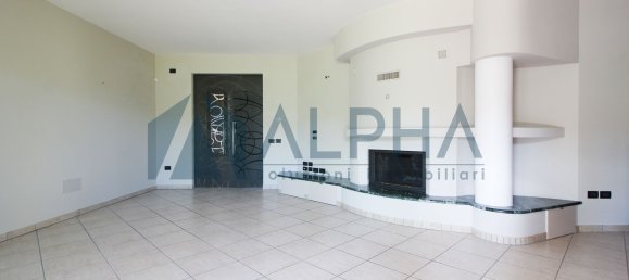 Villa de 5 habitaciónes en Rimini, Italy No. 5758 5