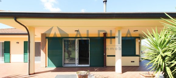 Villa de 5 habitaciónes en Rimini, Italy No. 5758 24