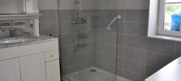 3 Schlafzimmer Haus in Lapalisse, France, Nr. 355811 8