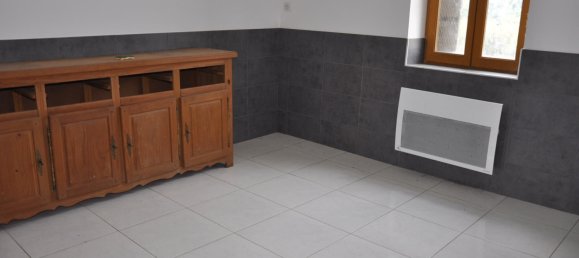 3 Schlafzimmer Haus in Lapalisse, France, Nr. 355811 20