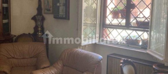 Apartamento de 1 dormitorio en Rome, Italy No. 296738 3