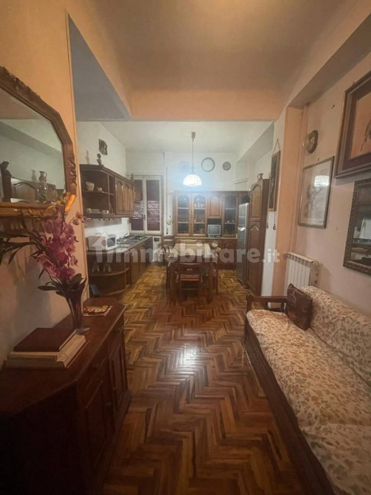 Apartamento de 1 dormitorio en Rome, Italy No. 296738