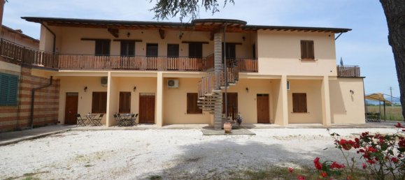 30 bedrooms Villa in Castiglione del Lago, Italy No. 311497 22