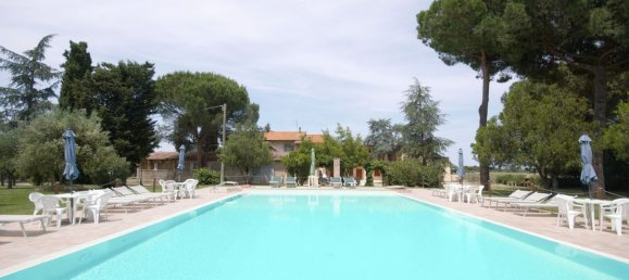 30 bedrooms Villa in Castiglione del Lago, Italy No. 311497 16