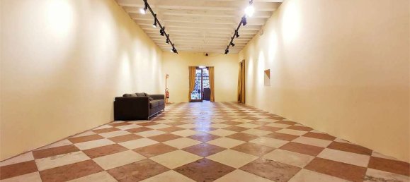 Edifício de 14 divisões em Venice, Italy N.º 20309 4