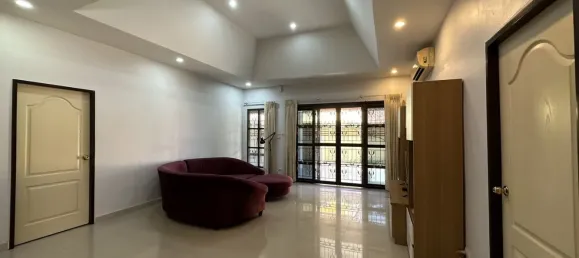 3 Schlafzimmer Haus in Pattaya, Thailand, Nr. 70444 20