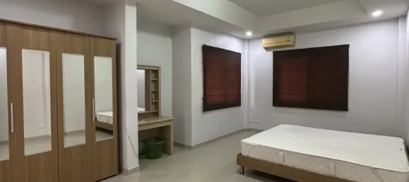 3 Schlafzimmer Haus in Pattaya, Thailand, Nr. 70444 11