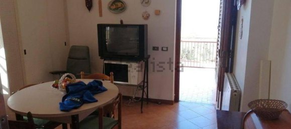 5 rooms Villa in Termini Imerese, Italy No. 111928 2