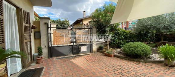 4 rooms House in Collegno, Italy No. 153518 6