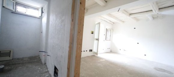 Apartamento de 3 divisões em Guanzate, Italy N.º 184250 19