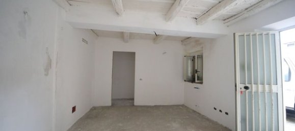 Apartamento de 3 divisões em Guanzate, Italy N.º 184250 15