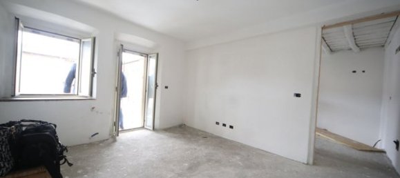 Apartamento de 3 divisões em Guanzate, Italy N.º 184250 14