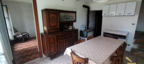 5 rooms House in San Damiano d'Asti, Italy No. 137618 8
