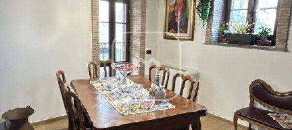 2 Schlafzimmer Wohnung in Artena, Italy, Nr. 381384 9