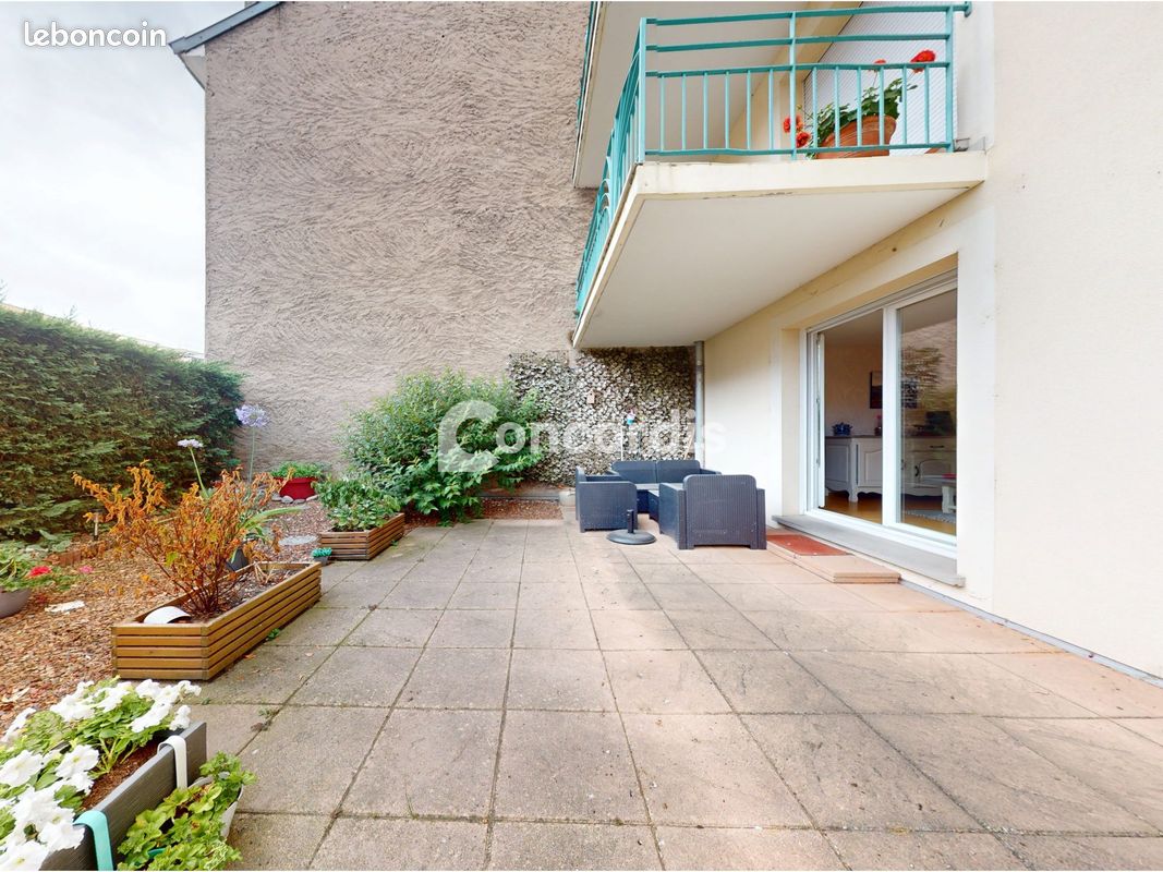 3 bedrooms Apartment in Vandoeuvre-les-Nancy, France No. 329659