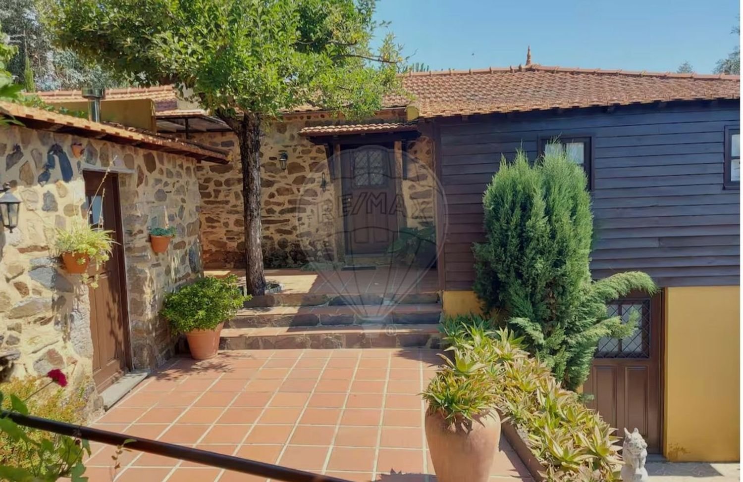 3 bedrooms House in Castelo de Paiva, Portugal No. 248218