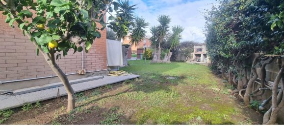 Apartamento de 3 dormitorios en Ardea, Italy No. 377560 2