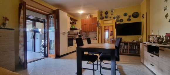 Apartamento de 3 dormitorios en Ardea, Italy No. 377560 4