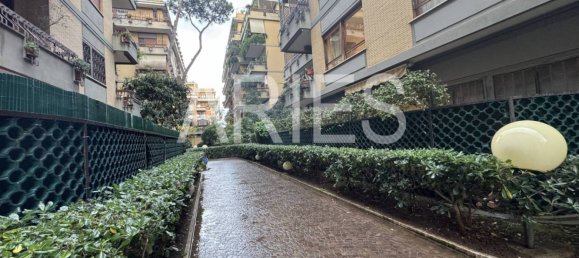 1 bedroom Apartment in Rome, Italy No. 146976 14