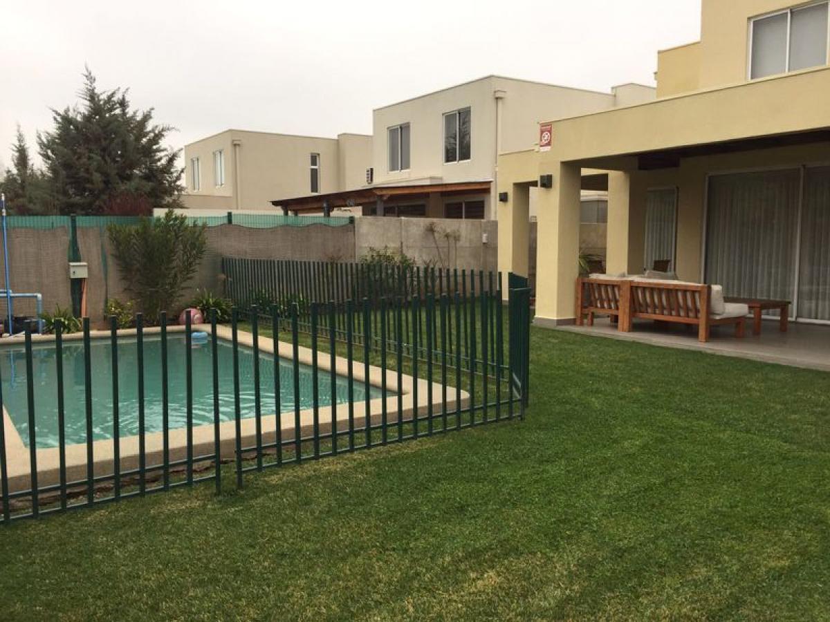 4 bedrooms House in Chacabuco, Chile No. 3195