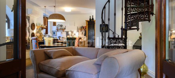 Дом с 2 спальнями в Рим, Италия № 322395 8