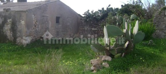 3 Schlafzimmer Haus in Noto, Italy, Nr. 67910 16