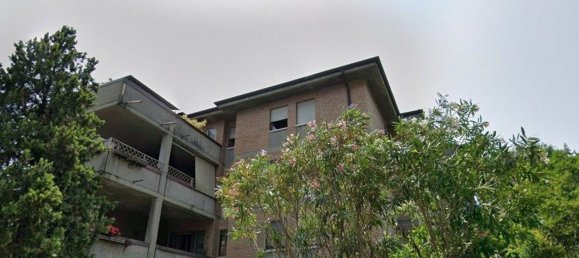 59m² Garage in Verona, Italy No. 372371 2