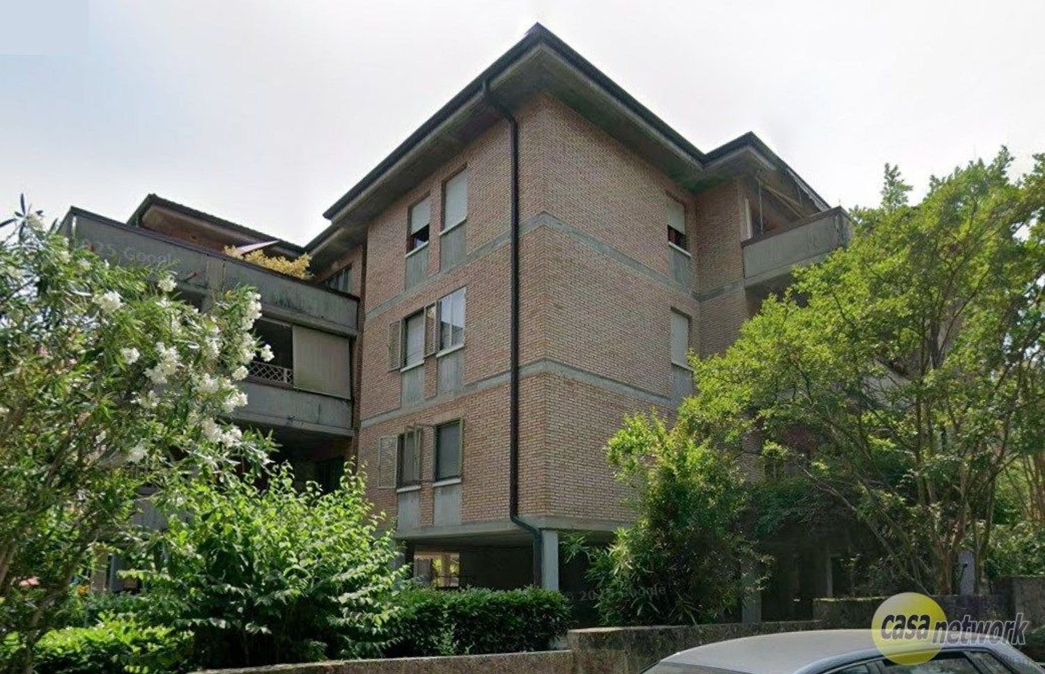 59m² Garage in Verona, Italy No. 372371