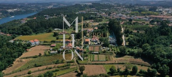 Замки и поместья с 4 спальнями в Авинтеш, Португалия № 36843 9