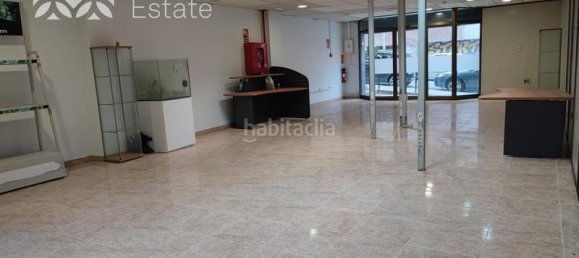 225m² Commercial property in Horta-Guinardo, Spain No. 79081 9