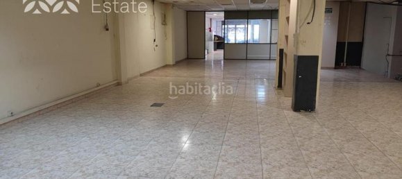 225m² Commercial property in Horta-Guinardo, Spain No. 79081 7