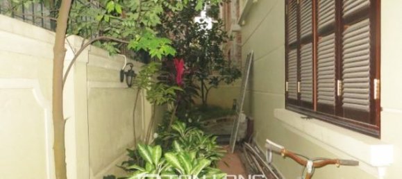 5 bedrooms Villa in Long Bien, Vietnam No. 233 3