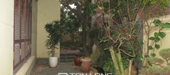 5 bedrooms Villa in Long Bien, Vietnam No. 233 2